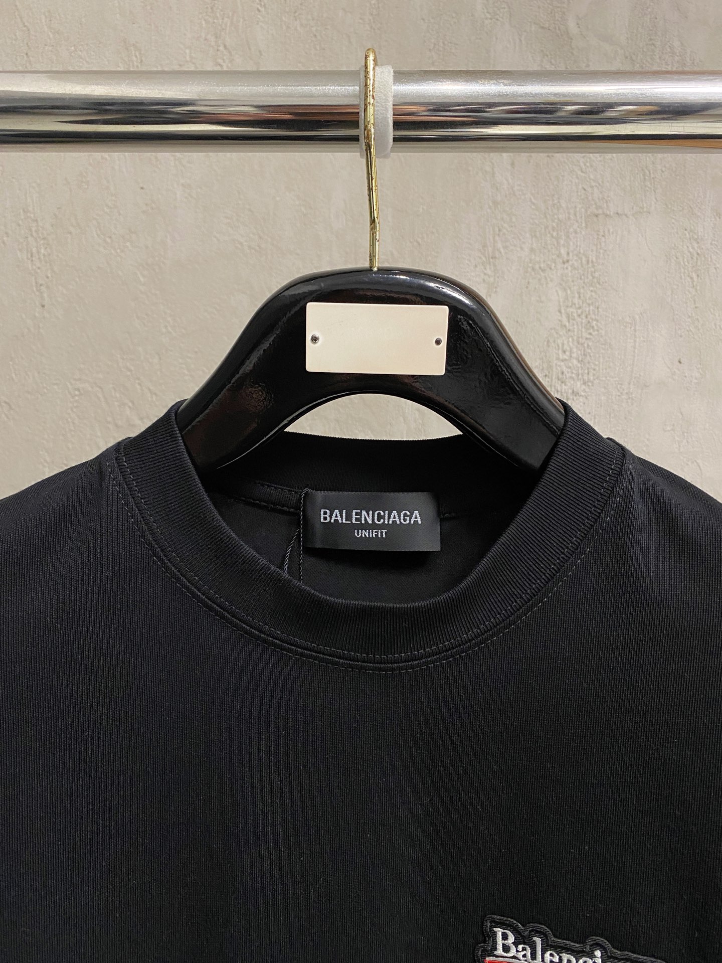 short sleeves